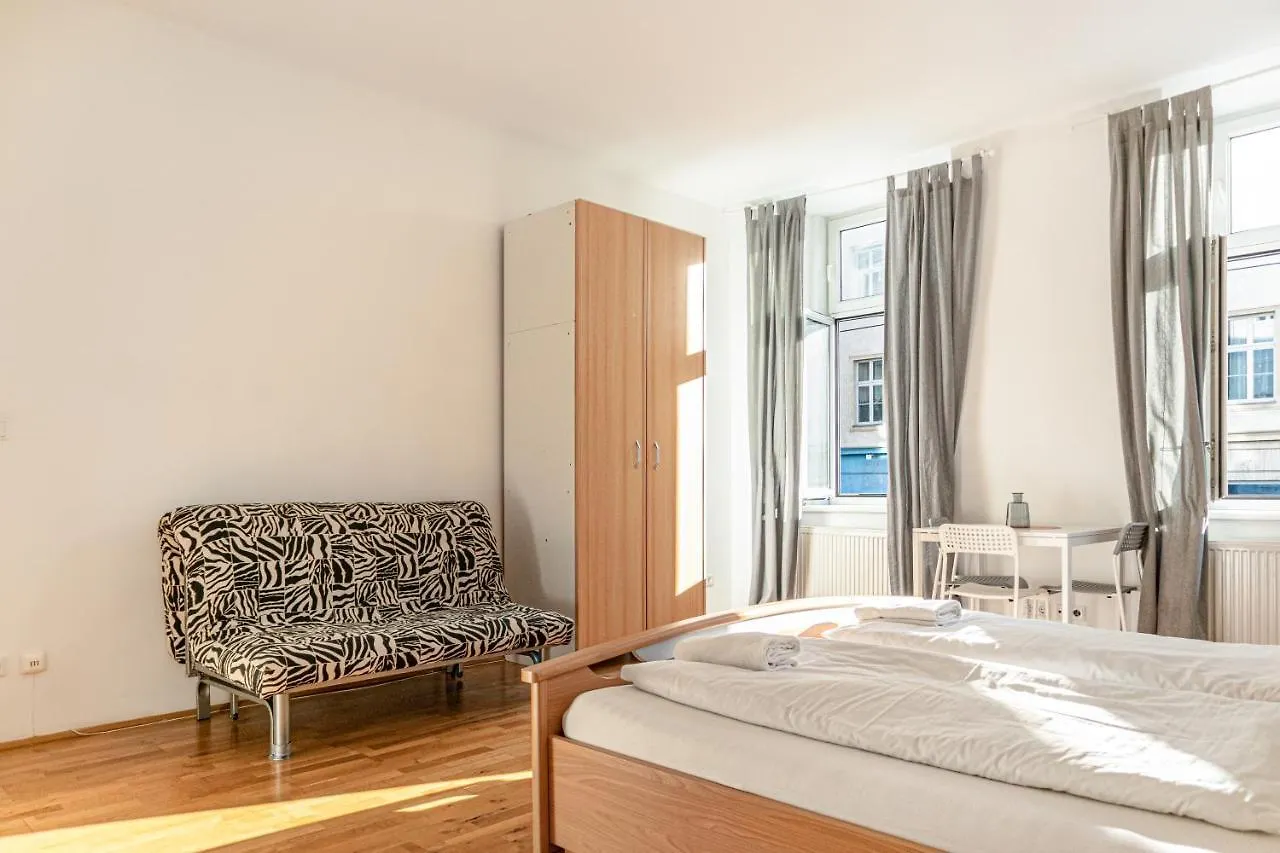 Comfortable 3Br Shared Apart. - Suitable For Long Stays Wiedeń Apartament
